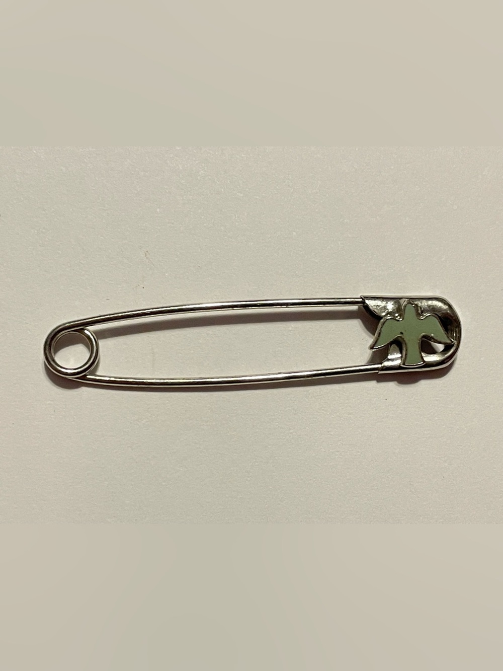 Vintage Silver Tone Enamel Bird Kilt / Safety Pin #9660